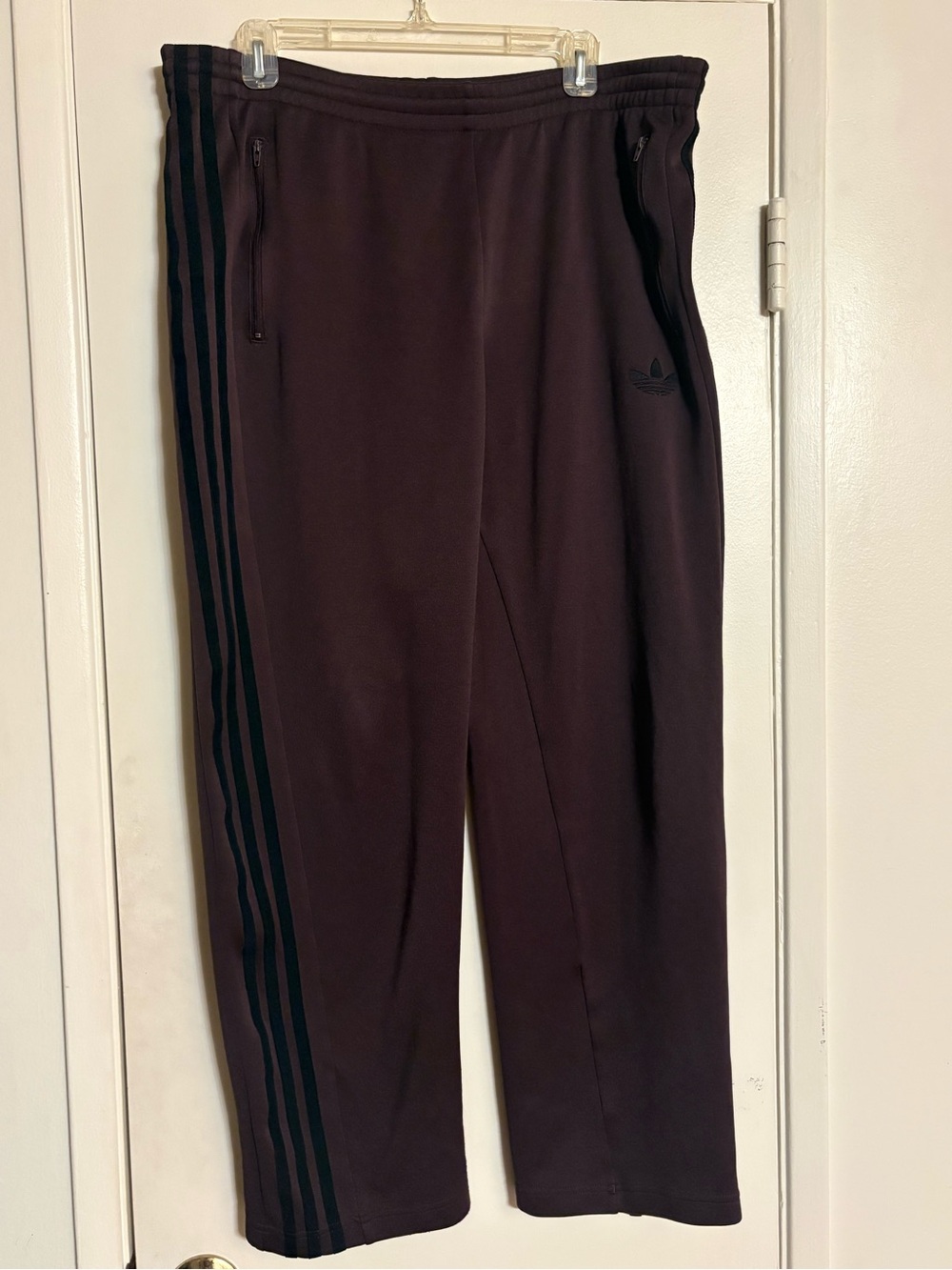 Vintage adidas Men's Original Europa Plum Joggers w/ Black Triple Stripes Size M